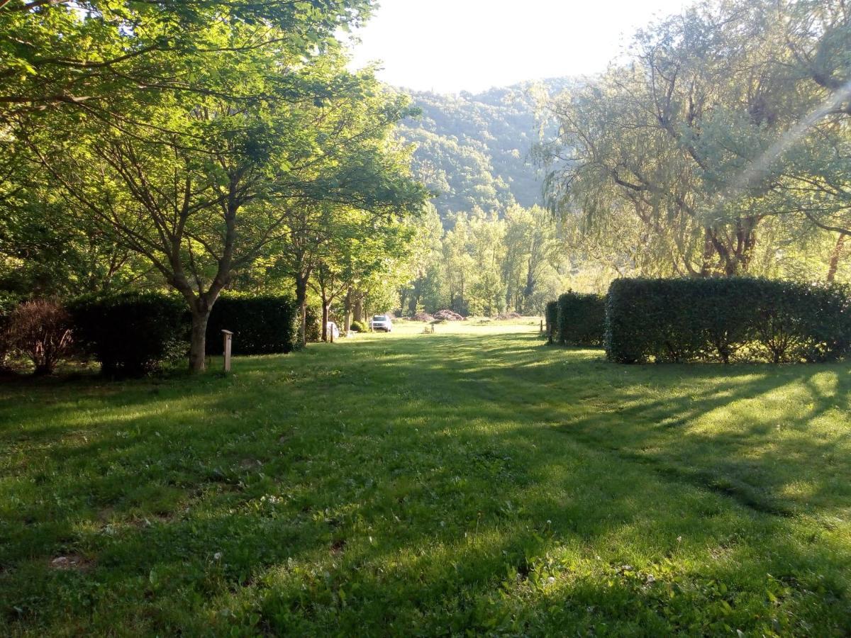 Camping Le Vialaret Nant Exterior foto