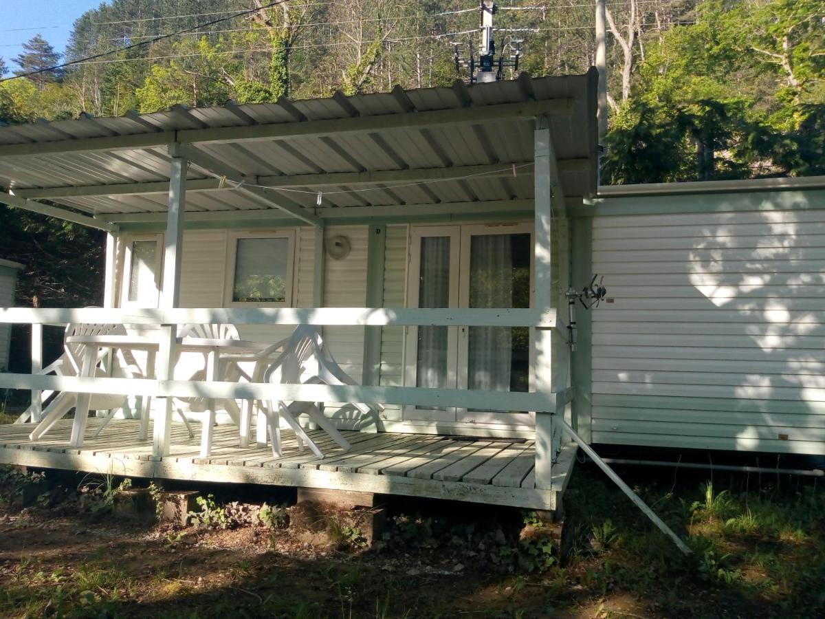Camping Le Vialaret Nant Exterior foto